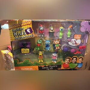 Kids Adventures Deluxe Mystery Fig Set - Multicolor